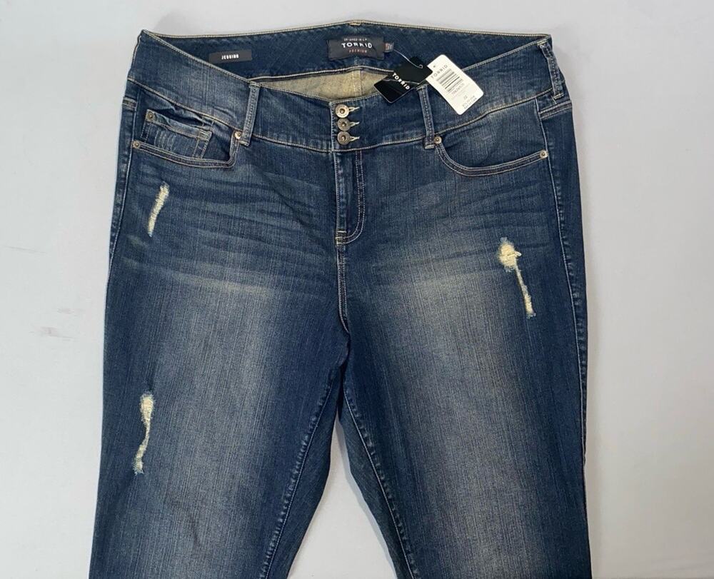 Torrid Premium Denim Destroyed Stretch Skinny Ankle Jegging Jeans. Women's 22R.